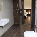 斯梅卡耶瓦多玛西贾酒店 波斯托伊纳