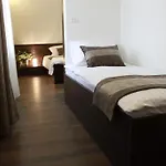 斯梅卡耶瓦多玛西贾酒店 * 波斯托伊纳