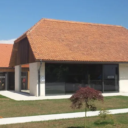 Smrekarjeva Domacija Farmház *