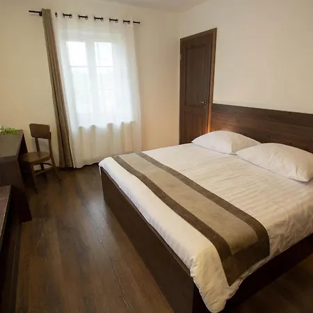 Smrekarjeva Domacija *