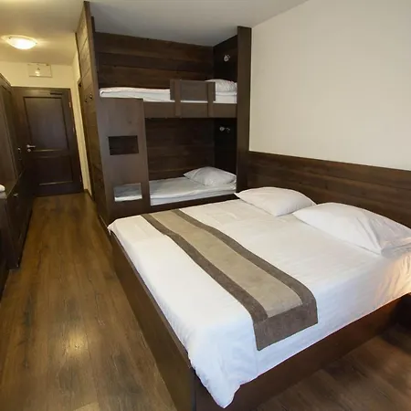 Farm stay Smrekarjeva Domacija *