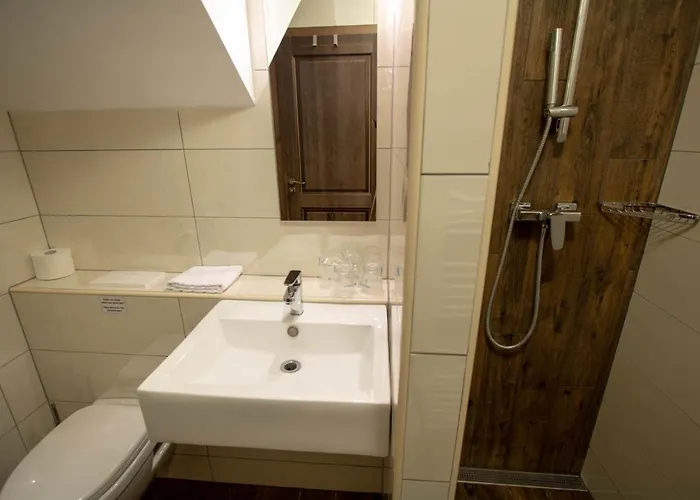 Smrekarjeva Domacija בית חווה פוסטוינה