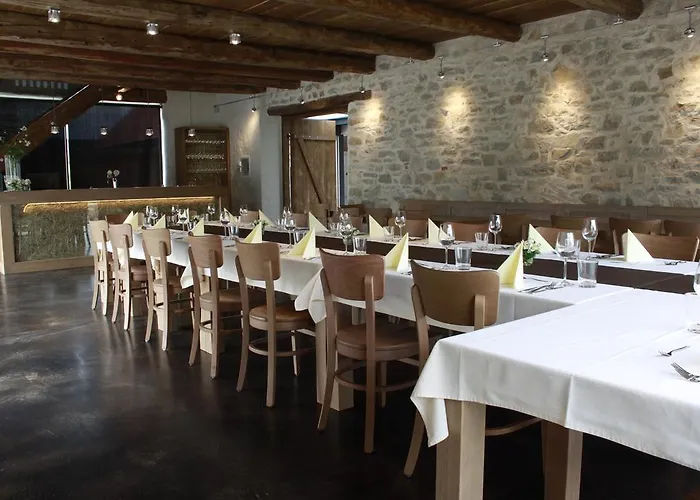 Smrekarjeva Domacija Postojna