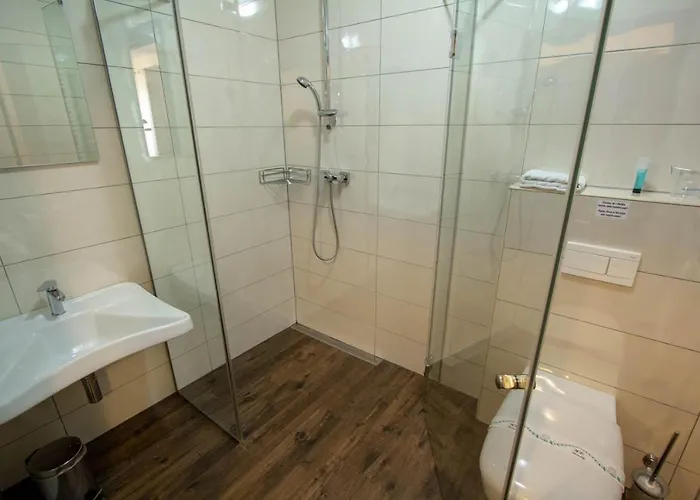 Smrekarjeva Domacija Smještaj na farmi Postojna