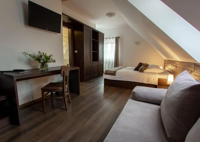 Smrekarjeva Domacija بوستوينا